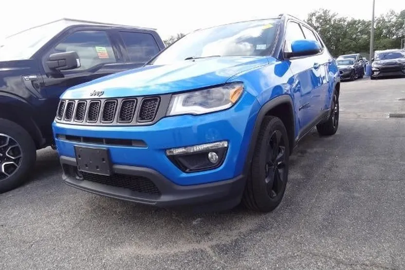 2019 Jeep Compass Latitude photo 1