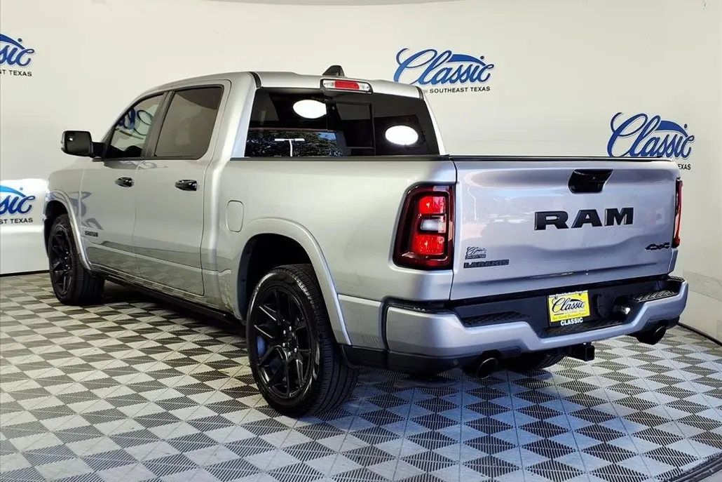 2025 Ram 1500 Laramie photo 1