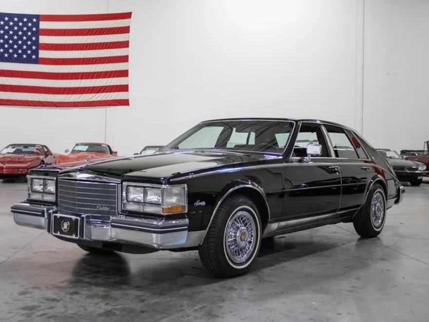1985 Cadillac Seville photo 1
