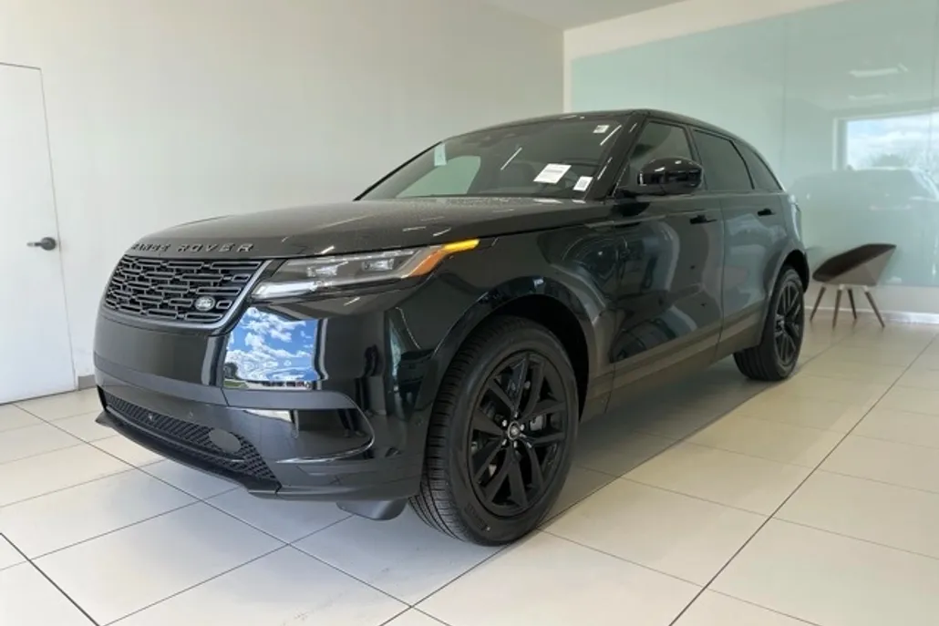 2026 Land Rover Range Rover Velar S photo 1