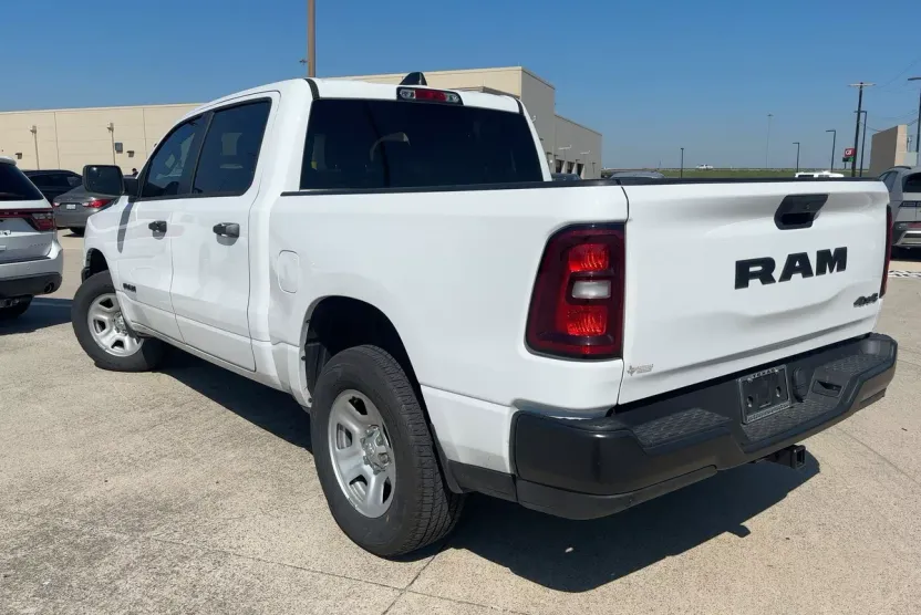 2025 Ram 1500 Tradesman photo 1
