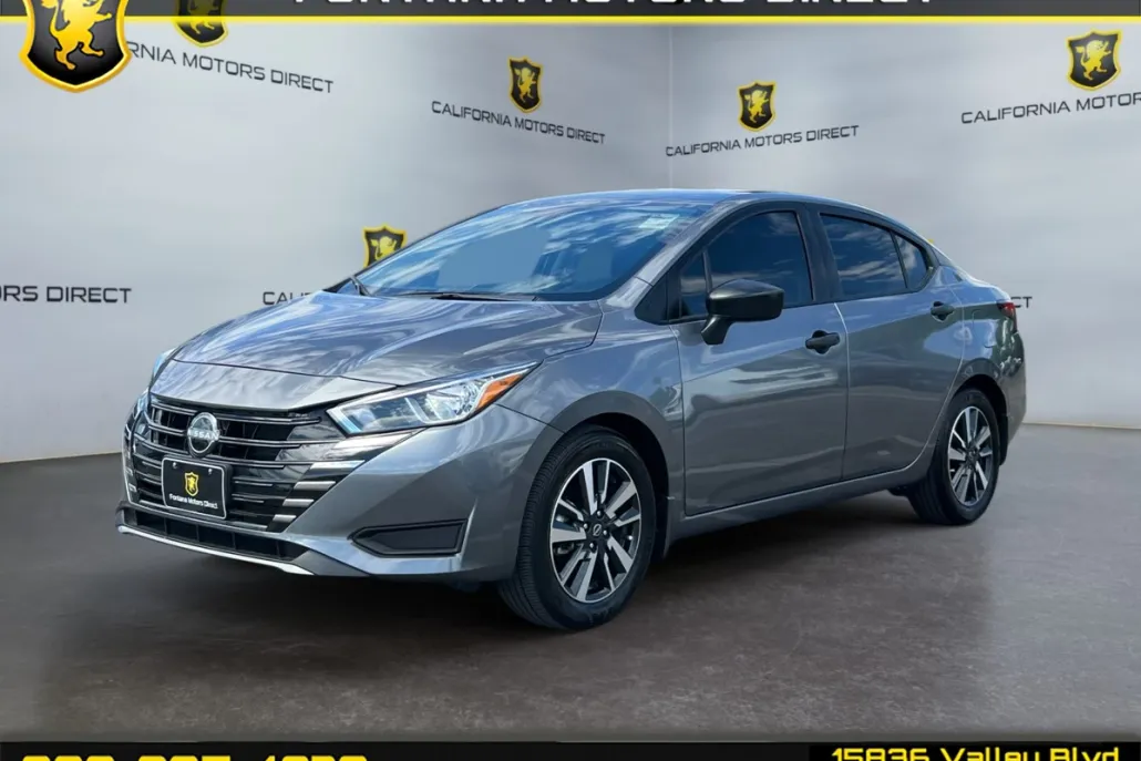 2024 Nissan Versa S photo 1