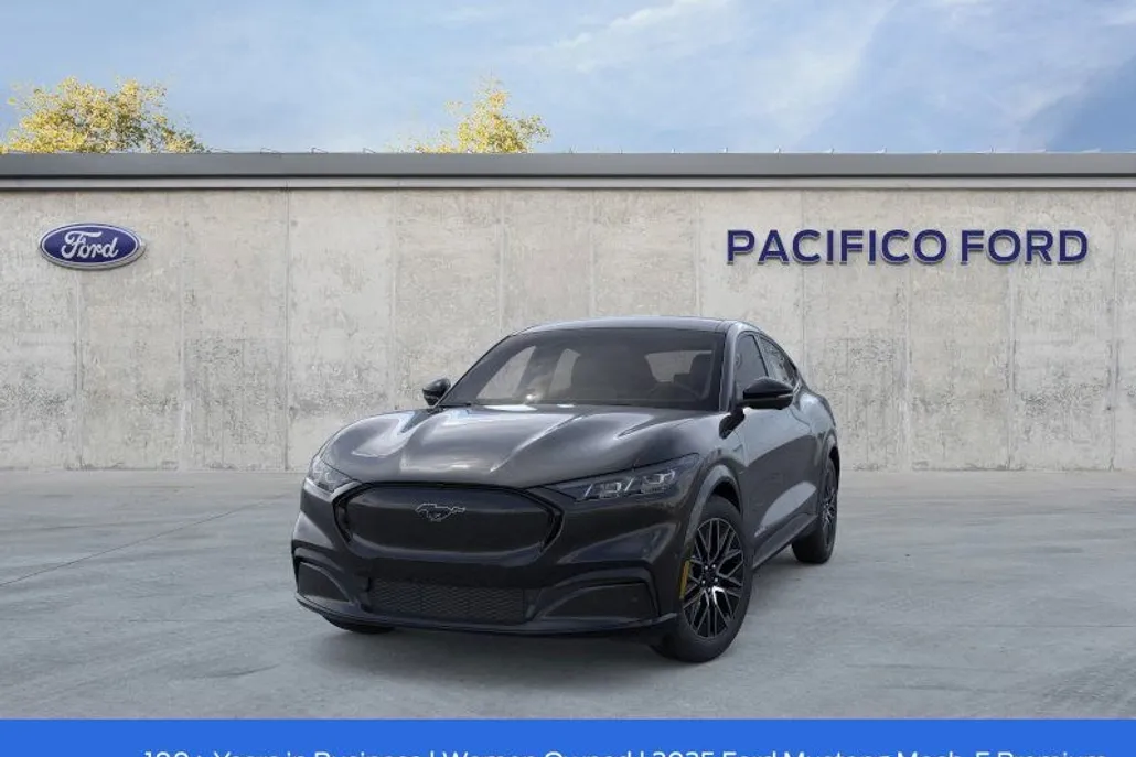 2025 Ford Mustang Mach-E Premium photo 1