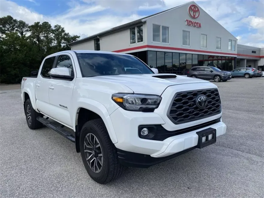 2023 Toyota Tacoma TRD Sport Double Cab photo 1