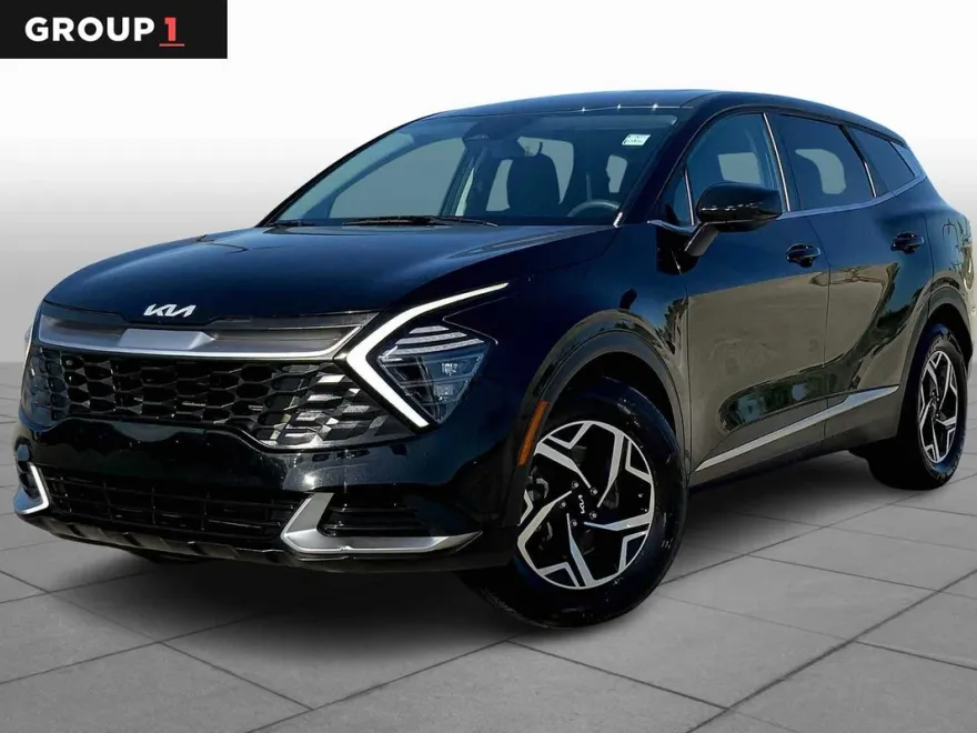 2024 Kia Sportage LX photo 1