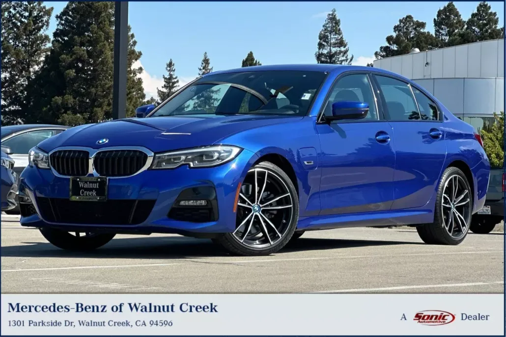 2022 Bmw 330e 3-Series photo 1