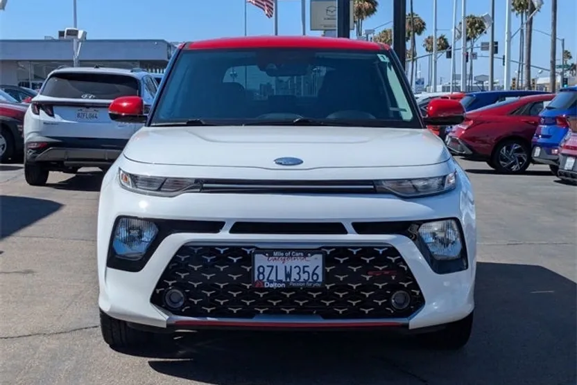 2020 Kia Soul GT-Line photo 1
