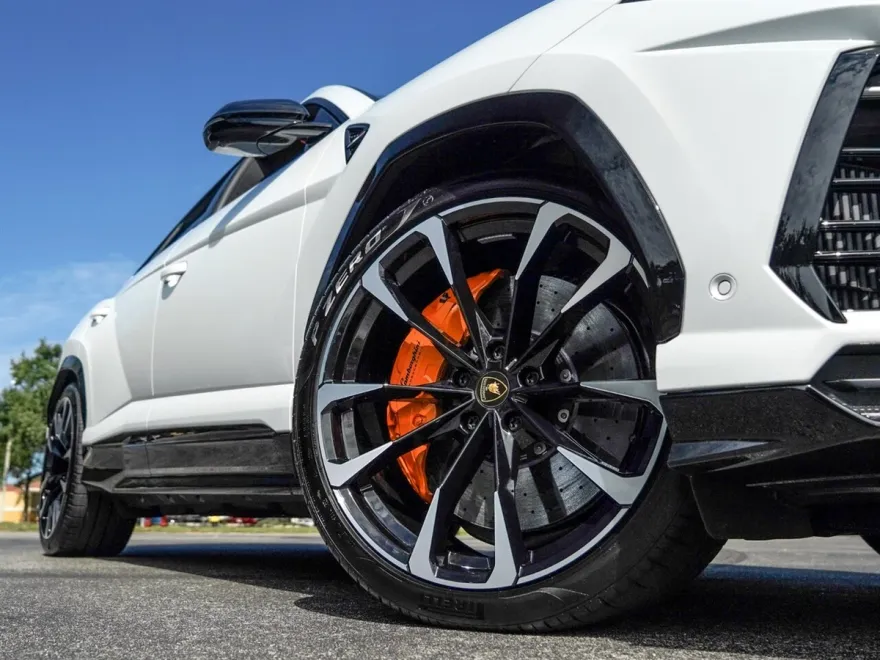 2022 Lamborghini Urus photo 51
