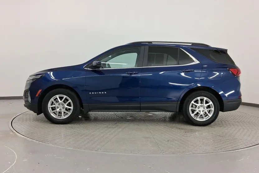 2023 Chevrolet Equinox photo 1