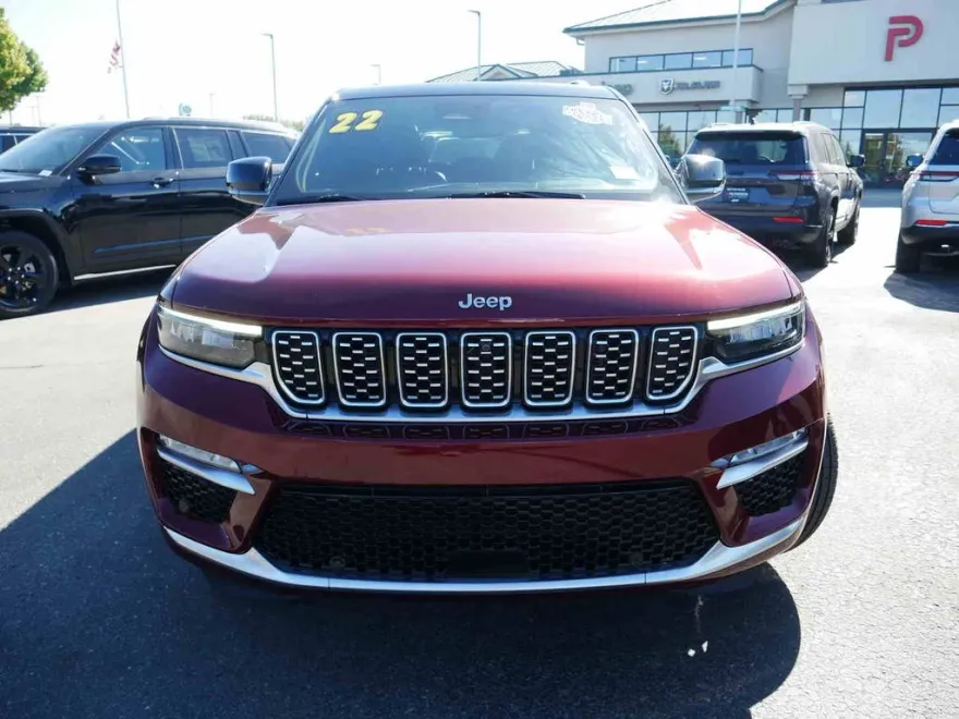 2022 Jeep Grand Cherokee Summit photo 1