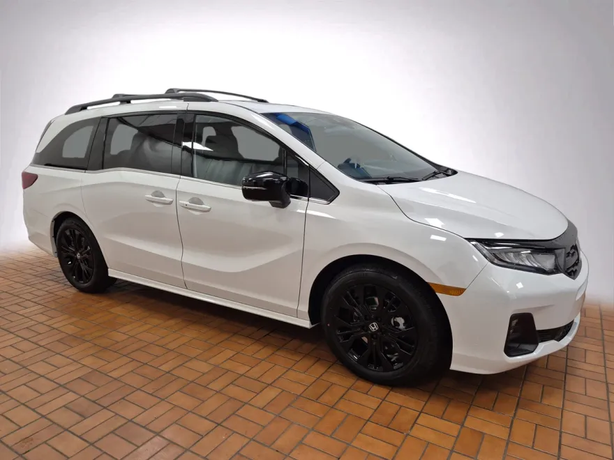 2026 Honda Odyssey photo 1