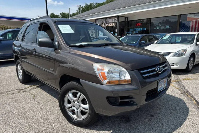 2008 Kia Sportage LX photo 1