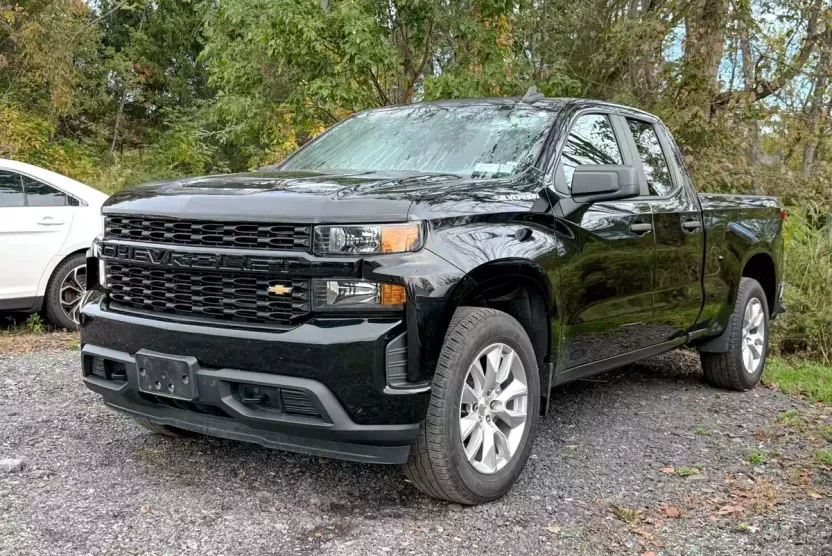 2022 Chevrolet Silverado 1500 Custom photo 1