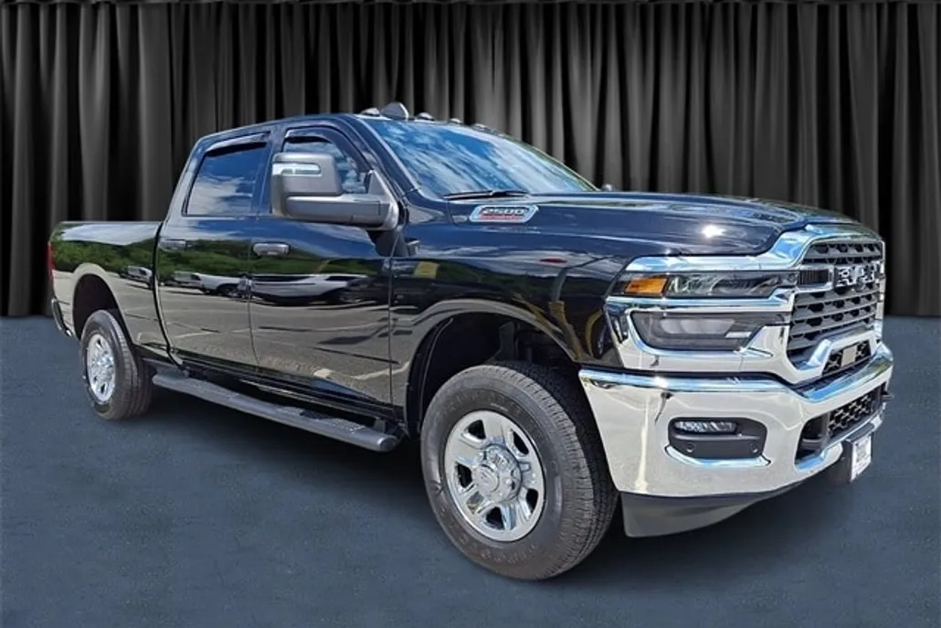 2025 Ram 2500 Tradesman photo 1