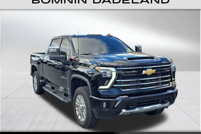 2025 Chevrolet Silverado 2500HD LTZ photo 1