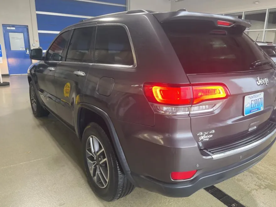 2020 Jeep Grand Cherokee Limited photo 1