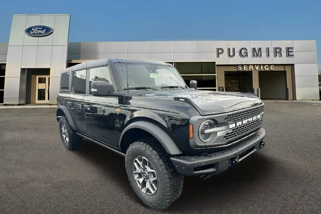 2024 Ford Bronco Badlands photo 1