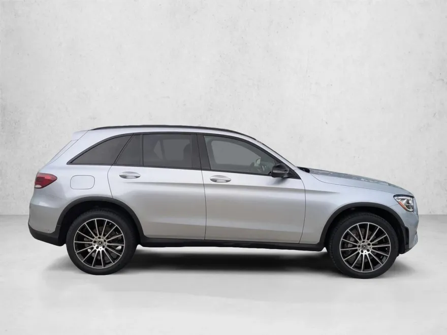 2022 Mercedes Benz GLC 300 photo 1