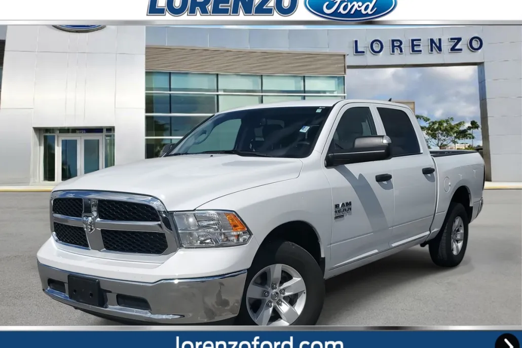2023 Ram 1500 Classic SLT photo 1