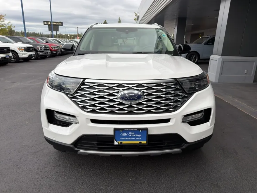 2020 Ford Explorer Platinum photo 1