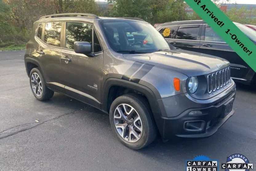 2016 Jeep Renegade Latitude North Edition photo 1