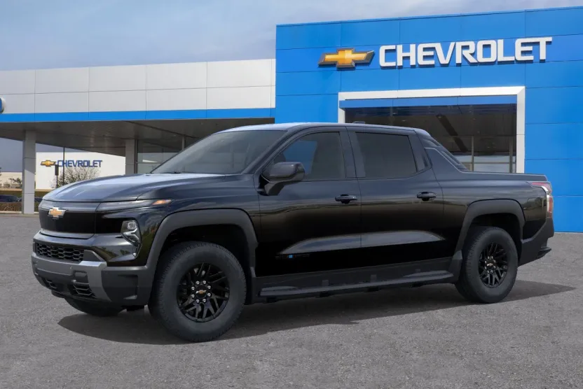 2026 Chevrolet Silverado EV photo 1