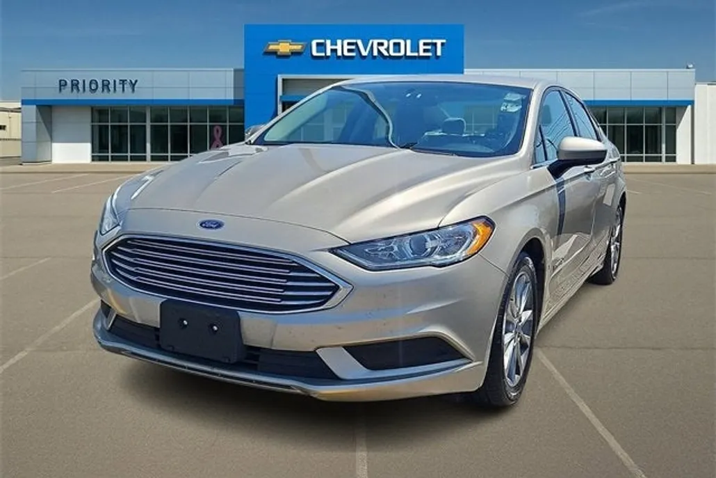 2017 Ford Fusion Hybrid S photo 1