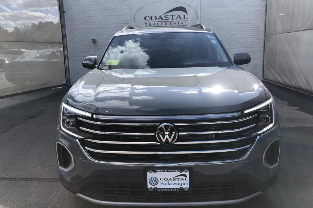 2026 Volkswagen Atlas SE Technology photo 1
