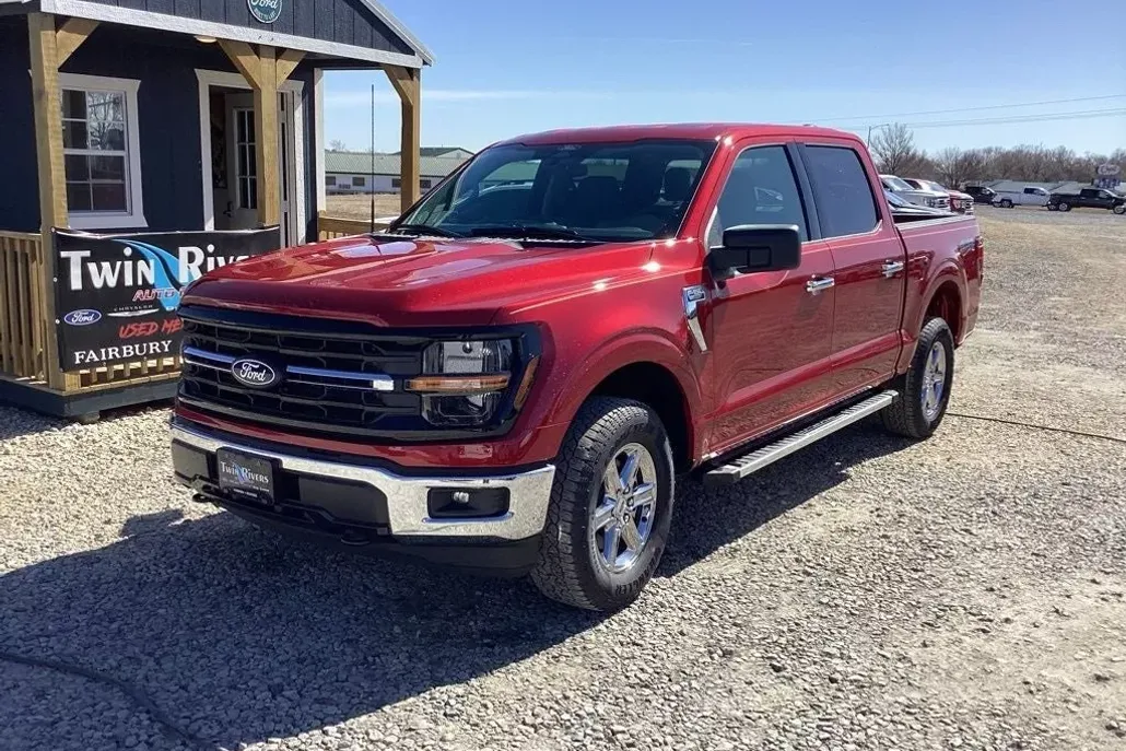 2025 Ford F-150 XLT photo 1