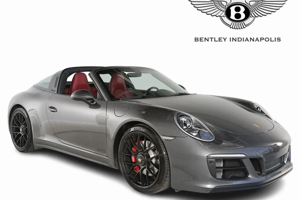 2019 Porsche 911 Targa 4 GTS photo 1