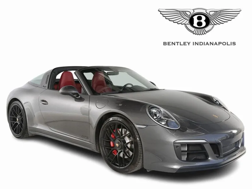 2019 Porsche 911 Targa 4 GTS photo 1