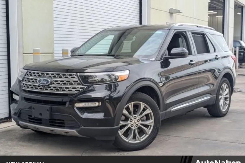 2024 Ford Explorer Limited photo 1