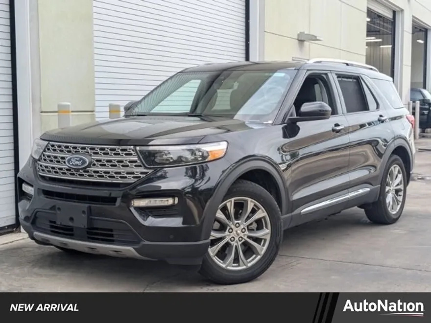 2024 Ford Explorer Limited photo 1