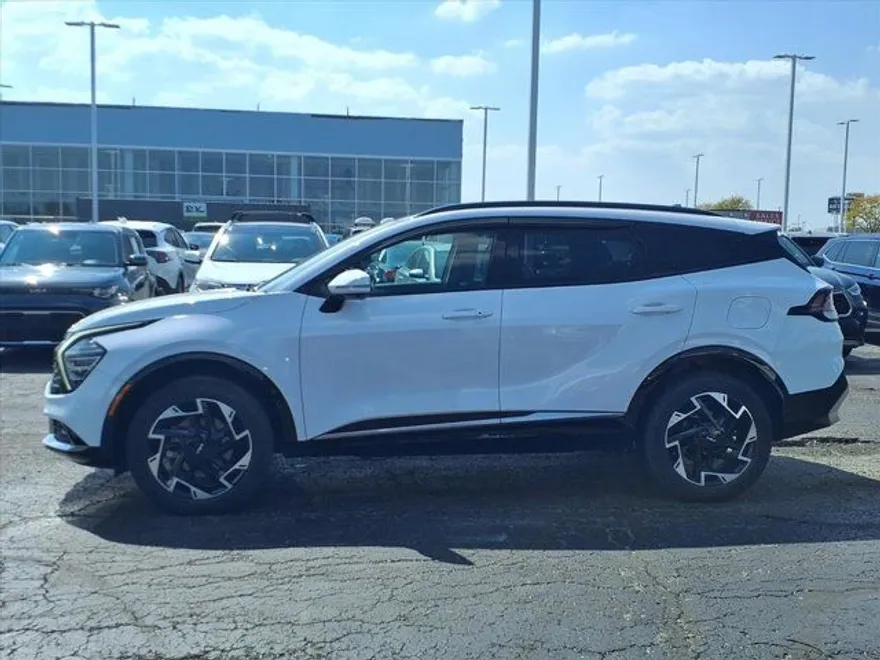 2023 Kia Sportage photo 1
