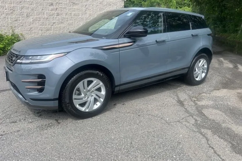 2022 Land Rover Range Rover Evoque R-Dynamic S photo 1
