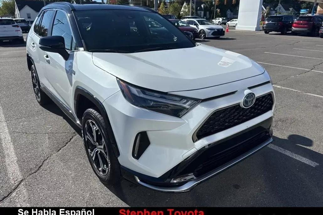 2023 Toyota RAV4 Prime XSE photo 1