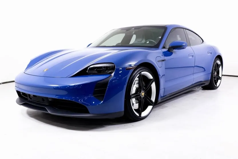 2024 Porsche Taycan GTS photo 1