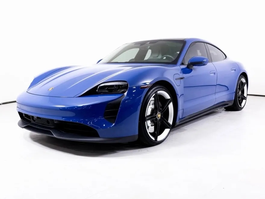 2024 Porsche Taycan GTS photo 1