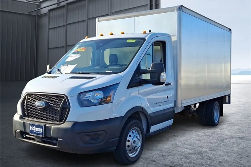 2023 Ford Transit photo 1
