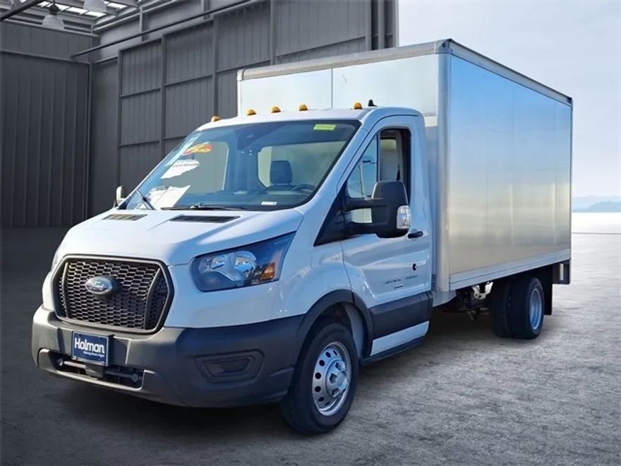 2023 Ford Transit photo 1