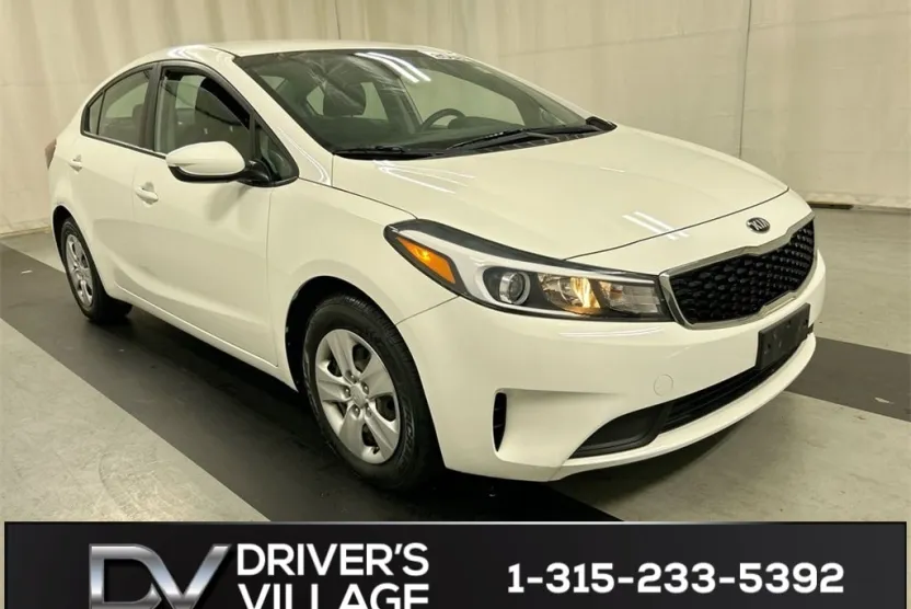 2018 Kia Forte LX Base photo 1