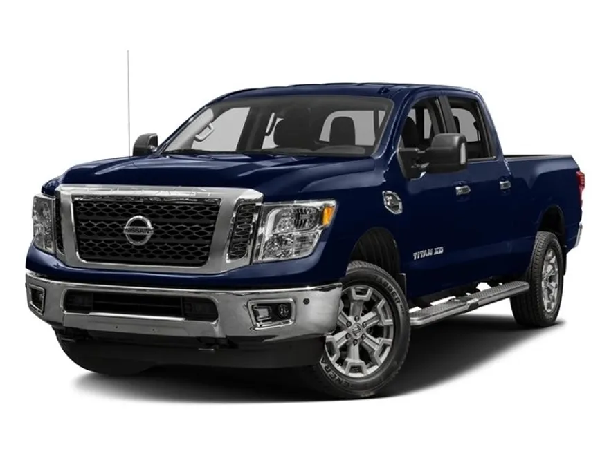 2016 Nissan Titan SV photo 1