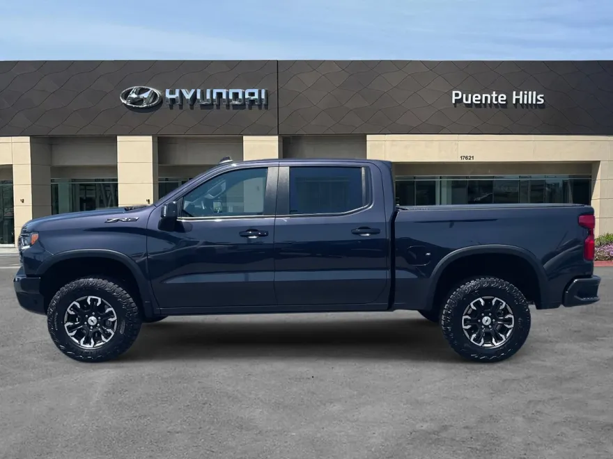 2024 Chevrolet Silverado 1500 ZR2 photo 1