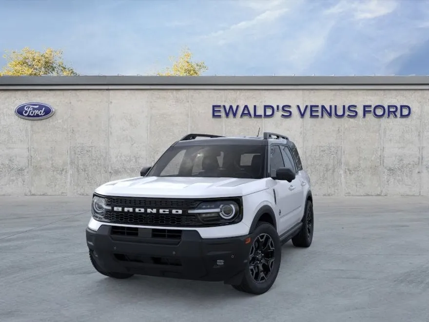 2025 Ford Bronco Sport Outer Banks photo 1