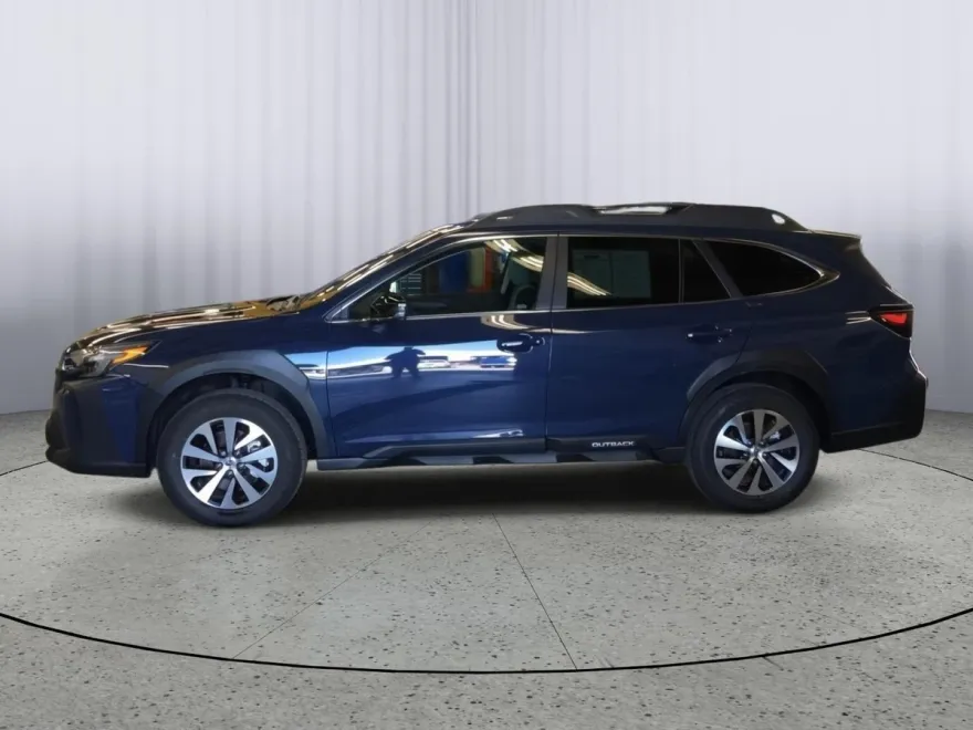2025 Subaru Outback Premium photo 1