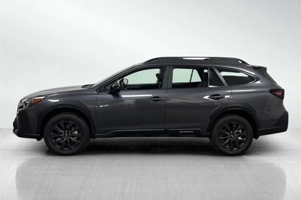 2025 Subaru Outback Onyx Edition photo 1