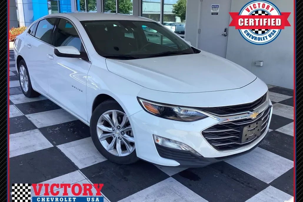 2023 Chevrolet Malibu 1LT photo 1
