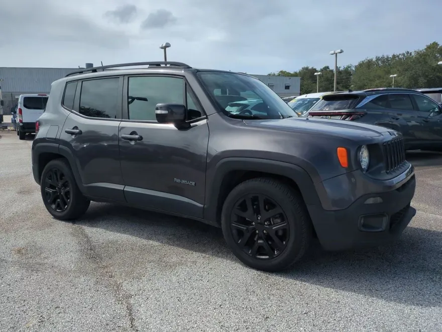2018 Jeep Renegade Latitude North Edition photo 1