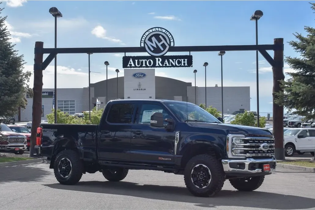 2025 Ford F-250 Lariat photo 1