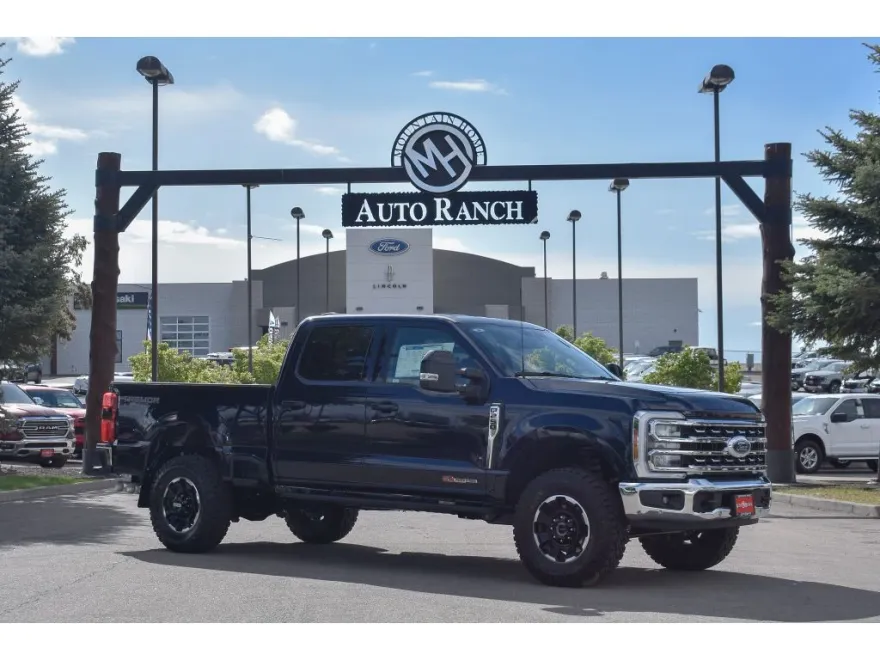 2025 Ford F-250 Lariat photo 1